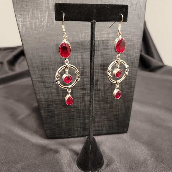 Garnet & 925 Silver Earrings - Picture 2 of 4